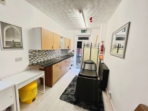Kitchen area- click for photo gallery